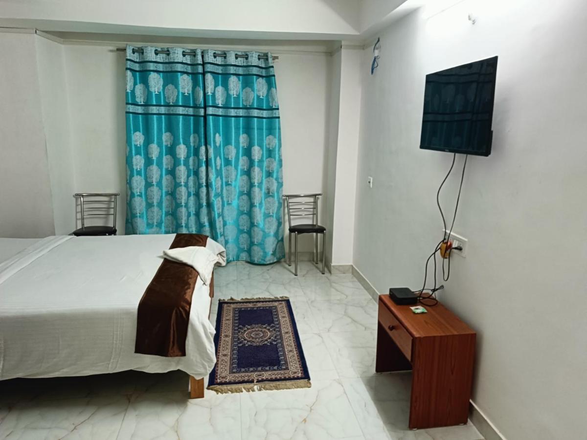 Hotel Atithi Grand Гувахати Экстерьер фото
